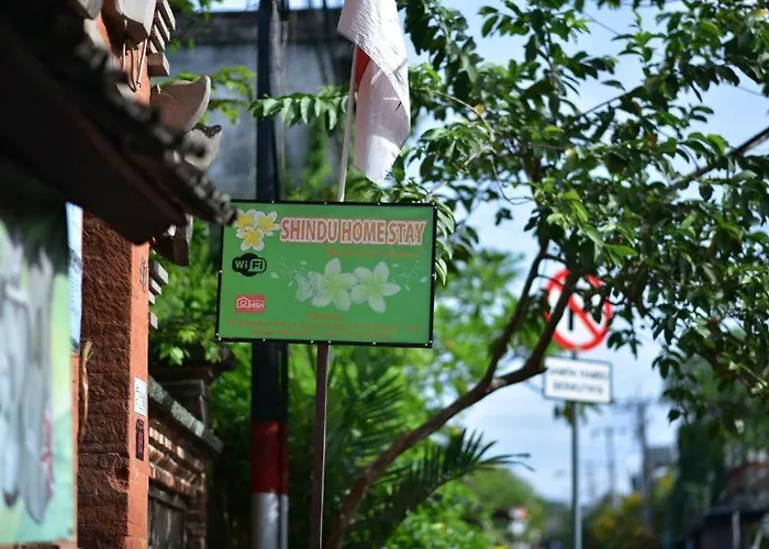Shindu 7 Quarto em Acomodações Particulares Ubud